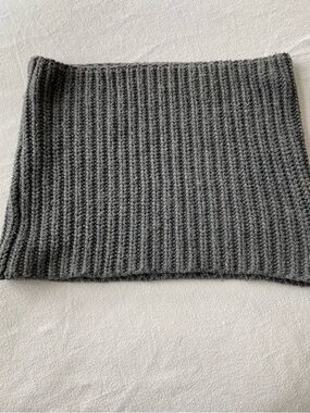 H&M Divided Chunky Knit Scarf in Heather Gray